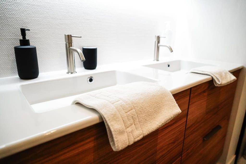 Appartement Le Rive Hugo • Elegance & Art De Vivre à Châteauroux Extérieur photo