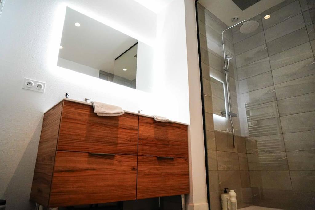 Appartement Le Rive Hugo • Elegance & Art De Vivre à Châteauroux Extérieur photo